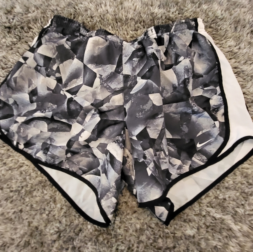 Nike Dri-Fit Girl's XL Athletic Shorts